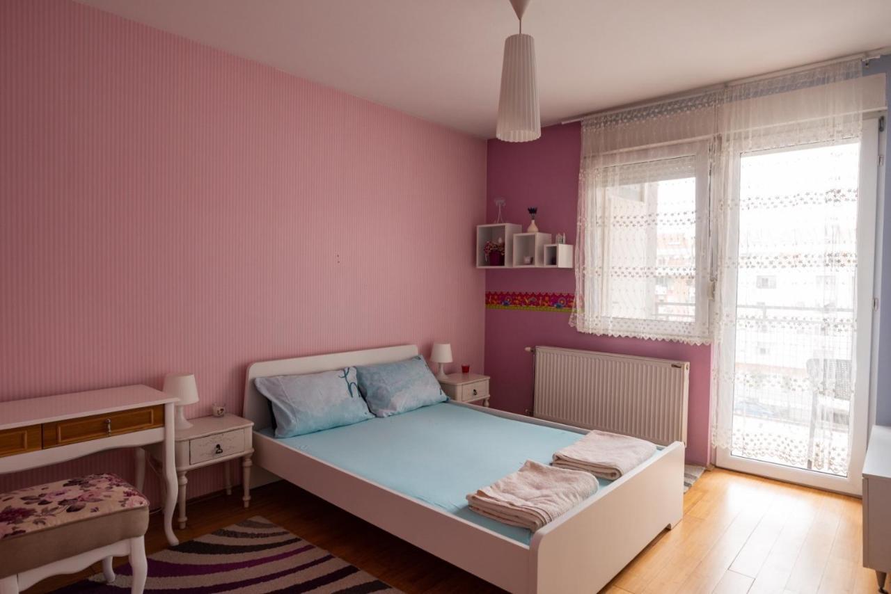 Apartment Dunja ノヴィ・サド エクステリア 写真